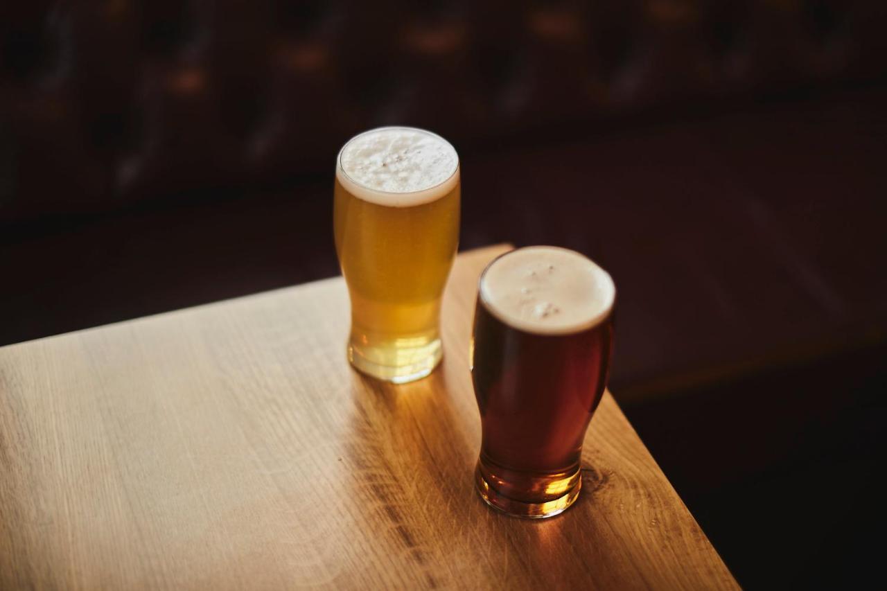 Bed and Breakfast The Lord Grenfell Мейденхед Экстерьер фото Two pints of beer
