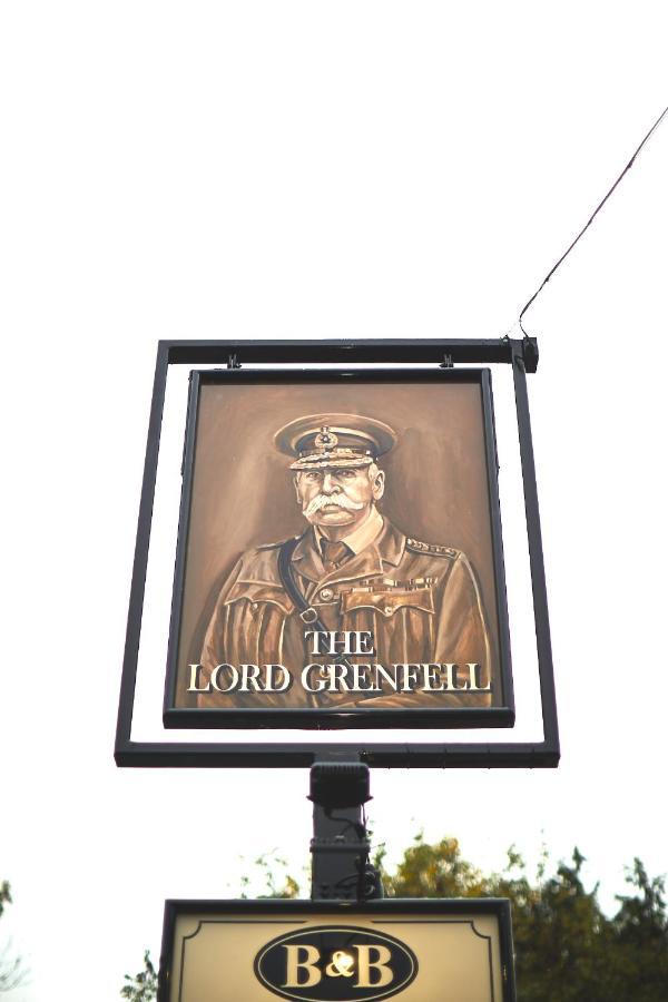 Bed and Breakfast The Lord Grenfell Мейденхед Экстерьер фото The Lord Grenfell pub sign