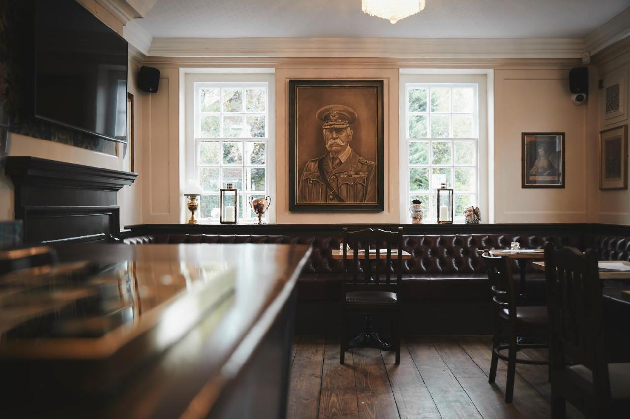 Bed and Breakfast The Lord Grenfell Мейденхед Экстерьер фото The interior of the pub